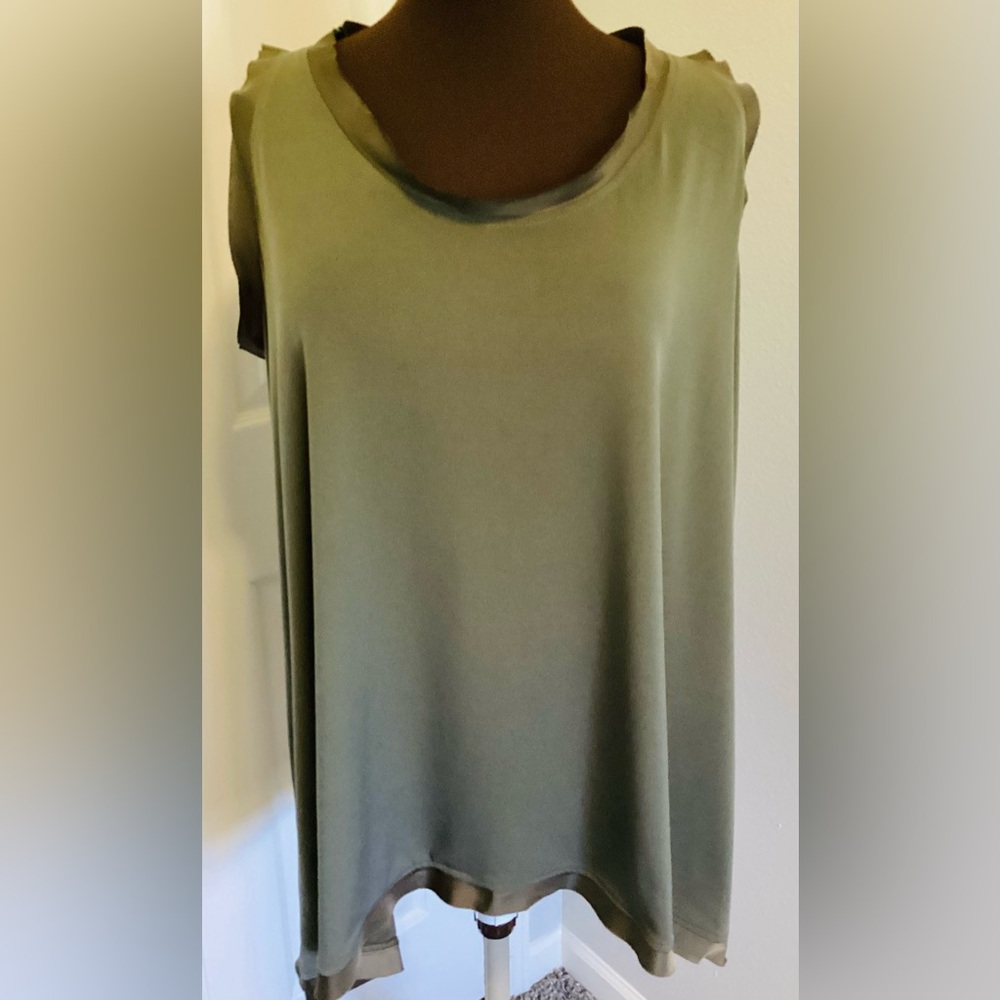 Planet by Laura G Swing Khaki Olive Tank Top with Scoop Neck Size 3